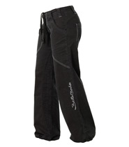 Cherry H. widepant fr�n Better Bodies. Theese pants has a tight/normal fit over hips and are loose from hips down.