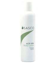 Aloe Vera Body Lotion 90% fr�n Sasco. 90% Aloe Vera, E-vitamin, jojobaolja och rapsolja samt utvalda �rtextrakt tillf�r din hud den fukt och n�ring den beh�ver f�r att h�lla sig mjuk och smidig.