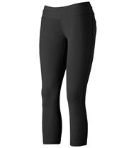 Essential RapiDry 3/4 tights fr�n Casall. Snygga och smickrande 3/4-l�nga trik�er f�r perfekt kombination av funktion och bekv�mlighet.