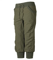 Harmony loose cuff capri fr�n Casall. Harmony loose cuff capri fr�n Casall har ett tunt, v�vt material f�r bra passform.