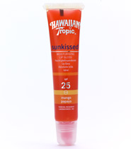 Lip Gloss fr�n Hawaiian Tropic. Lipglossen �r perfekt f�r dem som vill ha l�ckra sensuella l�ppar med en touch av f�rg och samtidigt vill skydda l�pparna fr�n solen.