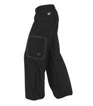 Victoria wind pant fr�n Better Bodies. Wind pants in light fabric with three zipped pockets.