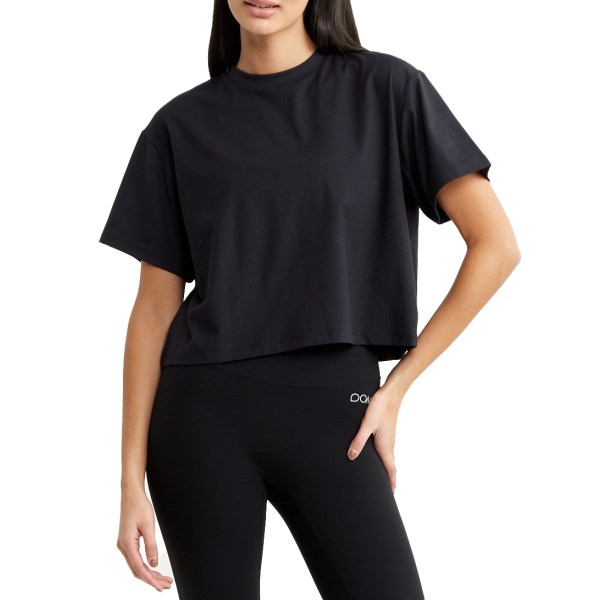 Drop Of Mindfulness Butter Soft Cropped Tee, , Svart | Träningskläder - Träningströjor - T-shirts | Gymkraft