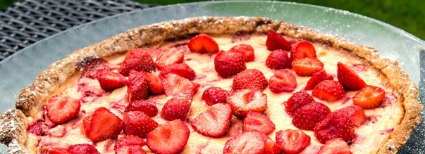 Recept: Glutenfri jordgubbspaj