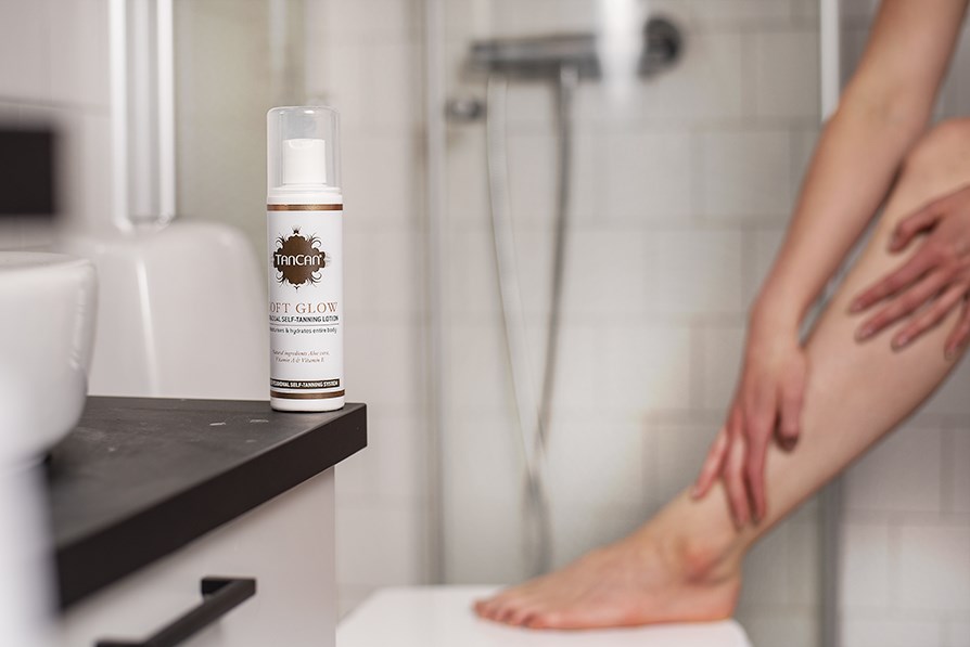 TanCan Soft Glow bodylotion med brun utan sol-effekt.