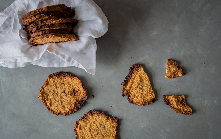 Nybakade proteinkakor.